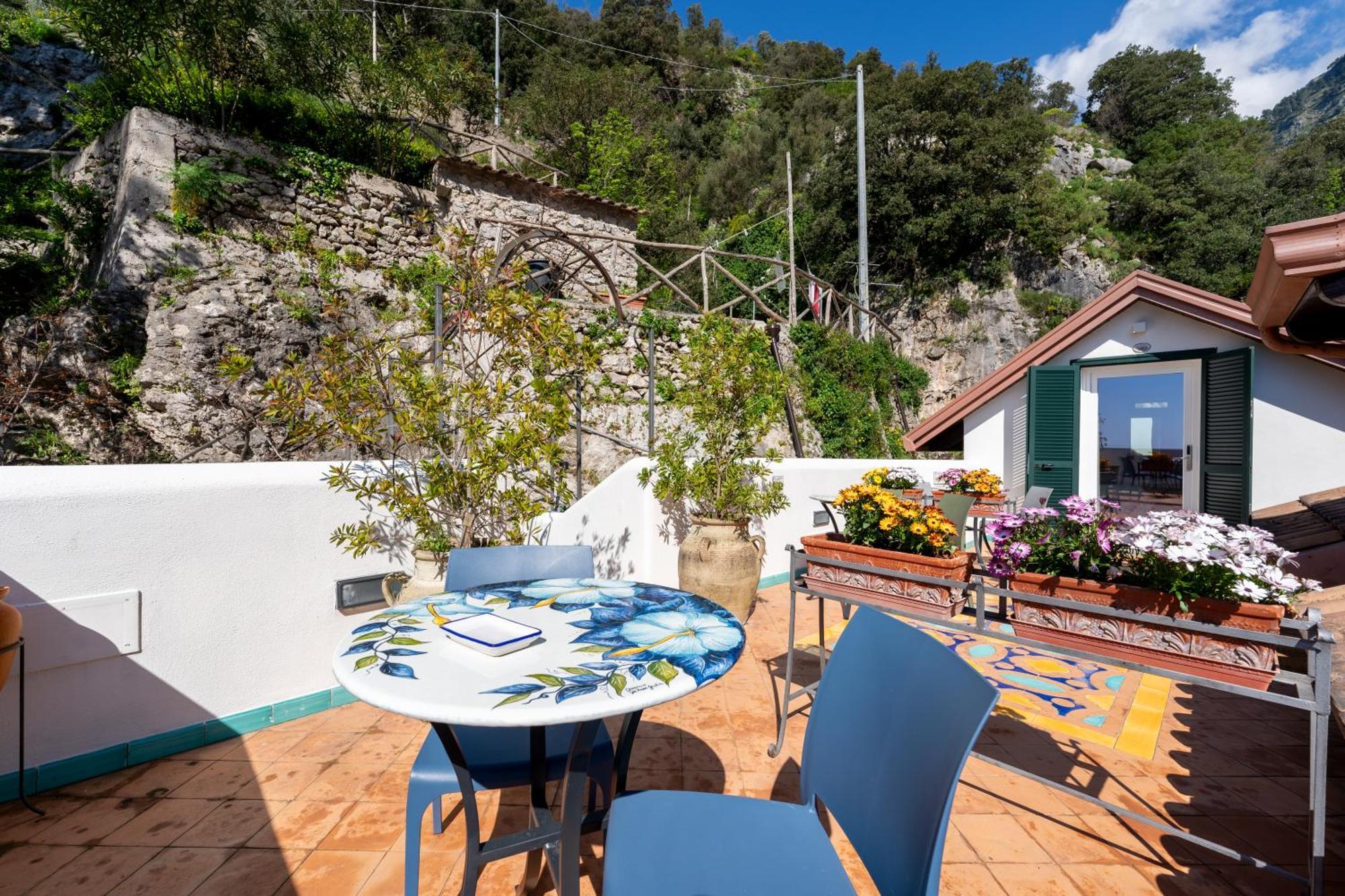 Hotel Villa Annalara Charme And Relax Amalfi Exterior foto