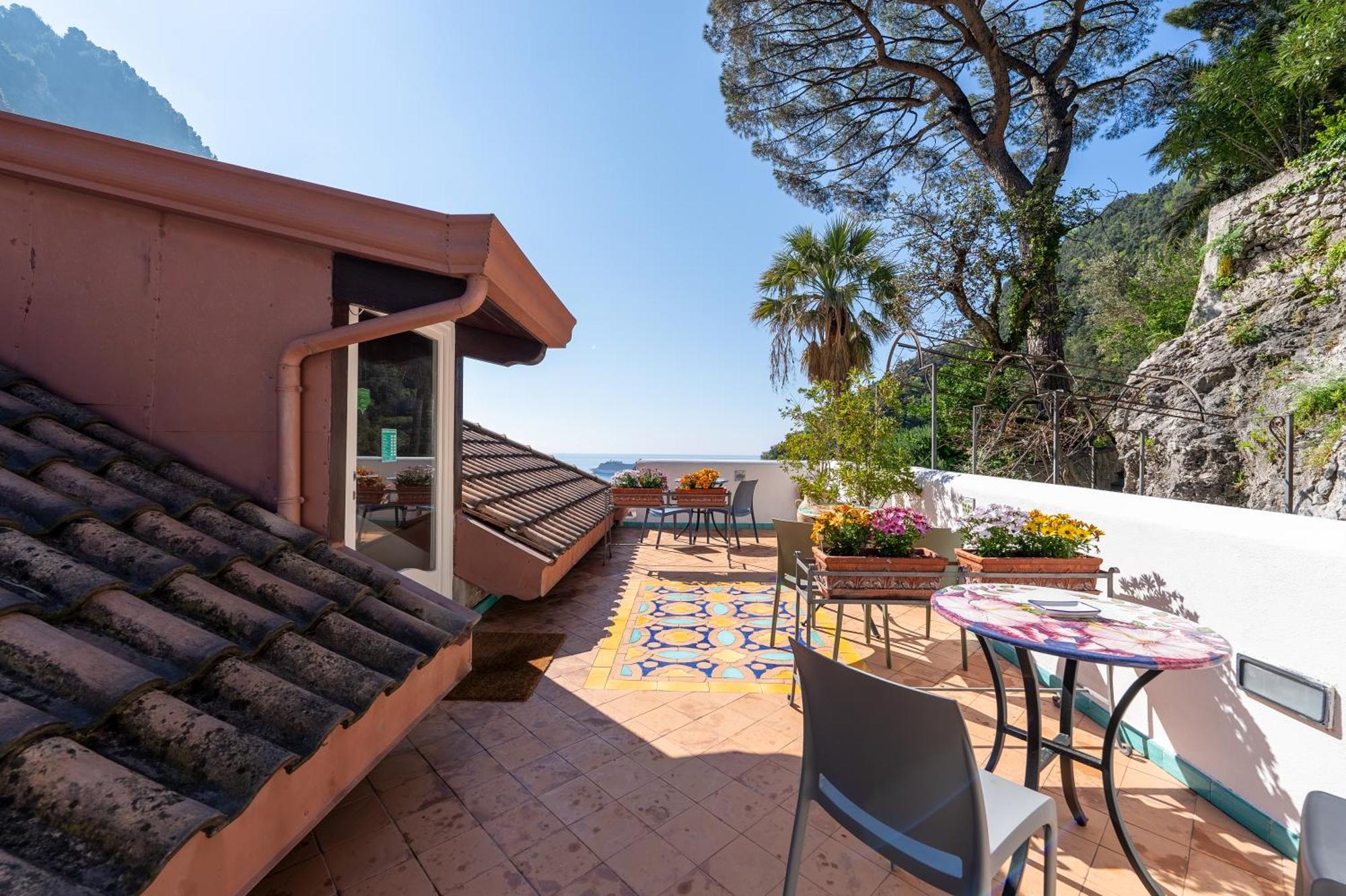 Hotel Villa Annalara Charme And Relax Amalfi Exterior foto